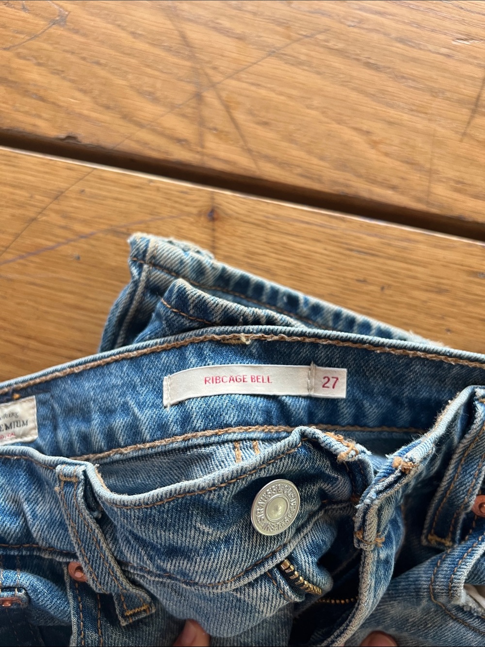 Levi's Ribcage Bell - Picture 6 of 7